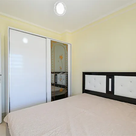 Stone Peaceful Beachfront Living, 2-bedroom In Demirtas Lejlighed Alanya